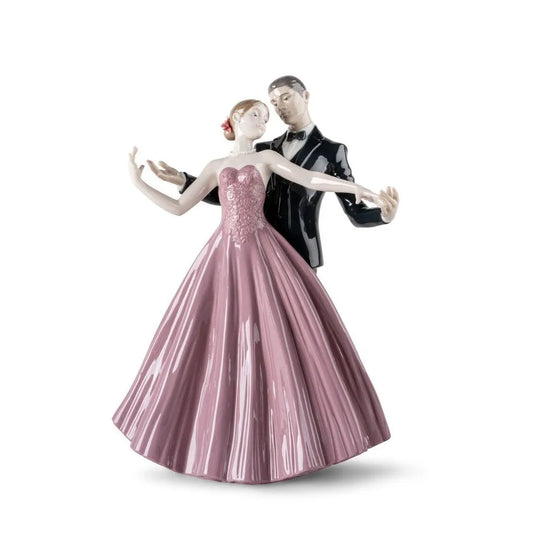 Anniversary Waltz Sculpture (Lladro Special Order)