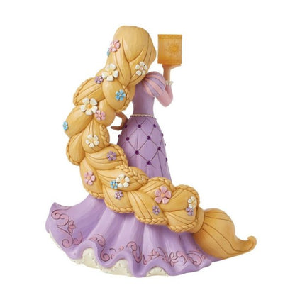 A Daring Dreamer - Rapunzel Deluxe Figurine (Disney Traditions) - Pre Order Due 2025