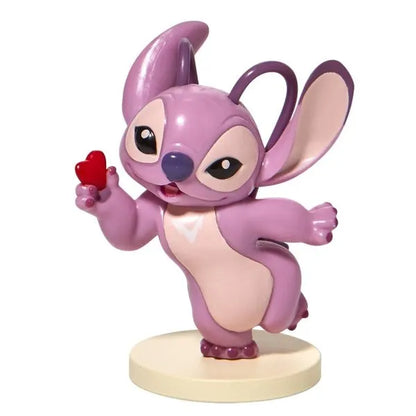 Angel with heart Mini Figurine (Disney Showcase Collection)