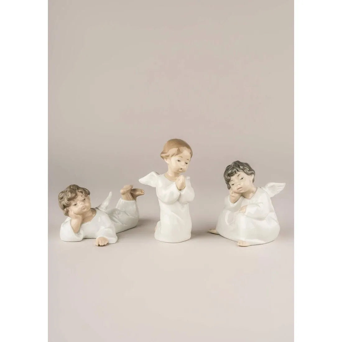 Angel Praying Figurine (Lladro Special Order)