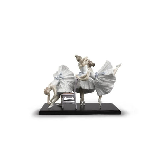 Backstage Ballet Figurine (Limited Edition) (Lladro Special Order)