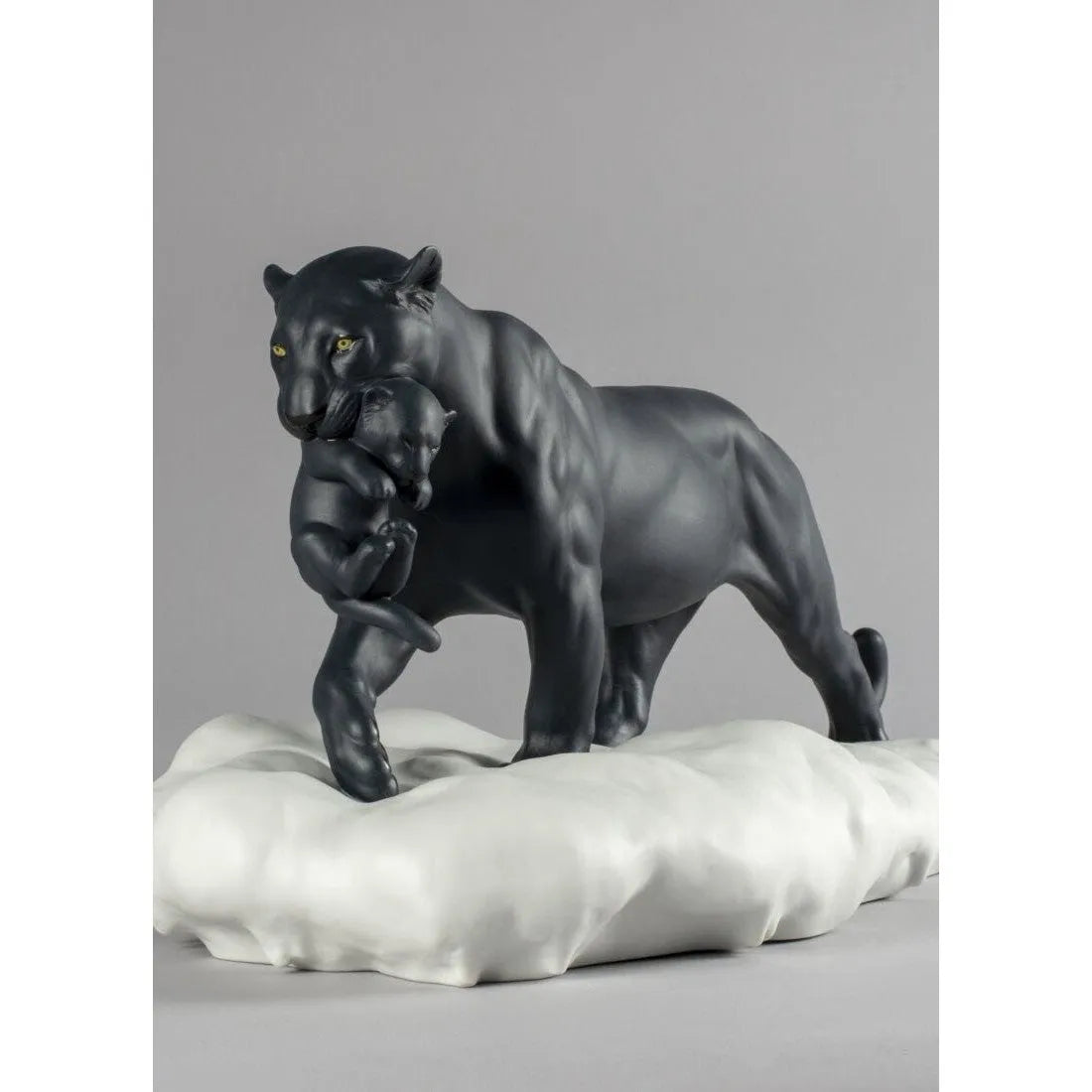 Black Panther With Cub Figurine (Lladro Special Order)