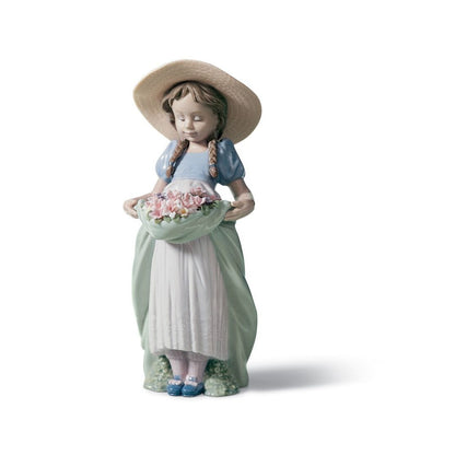 Bountiful Blossoms Girl Figurine (Lladro Special Order)