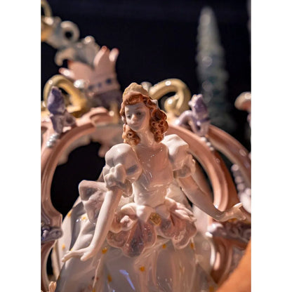 Cinderella's Arrival Sculpture (Limited Edition) (Lladro Special Order)