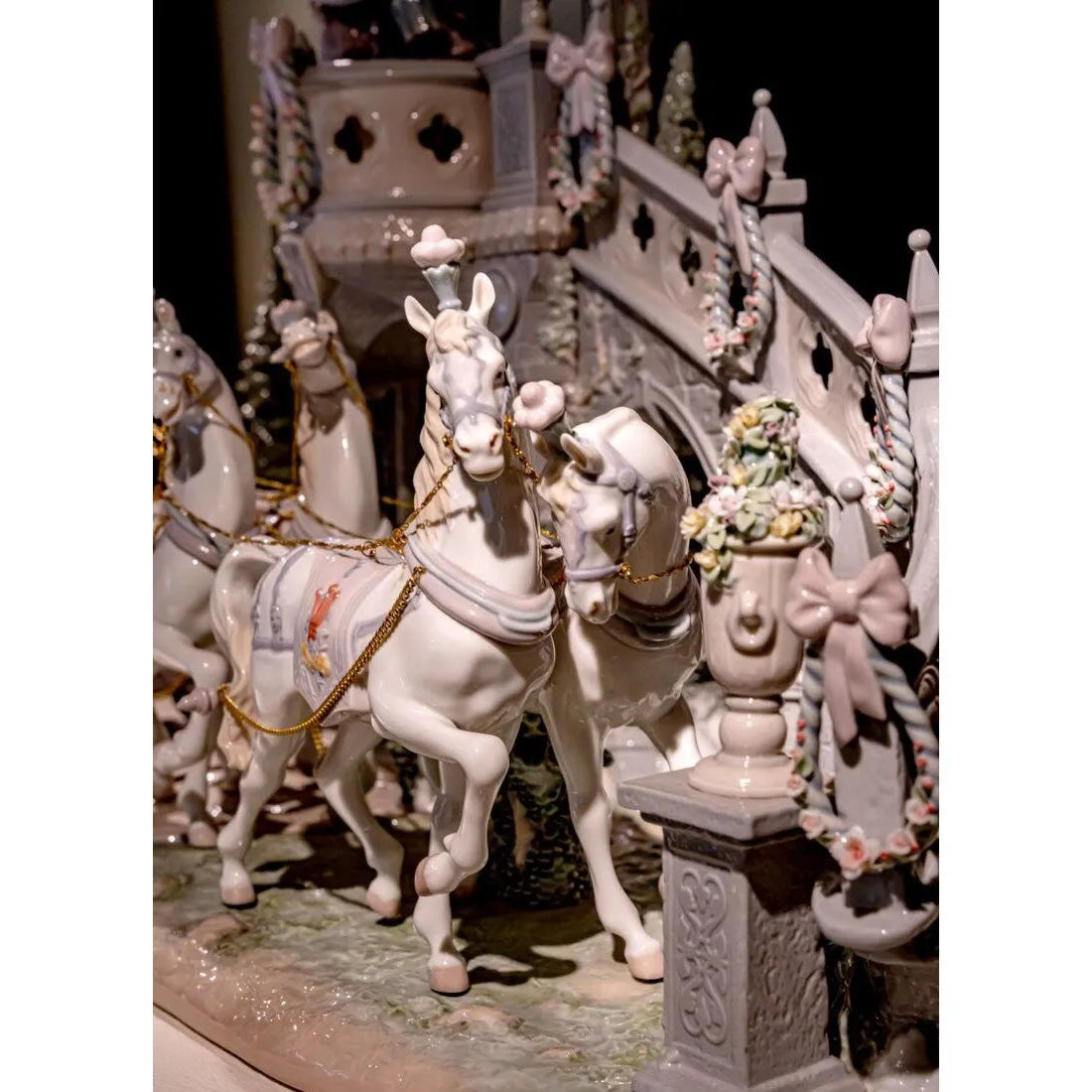 Cinderella's Arrival Sculpture (Limited Edition) (Lladro Special Order)