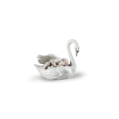 Drifting Through Dreamland Swan Figurine (Lladro Special Order)