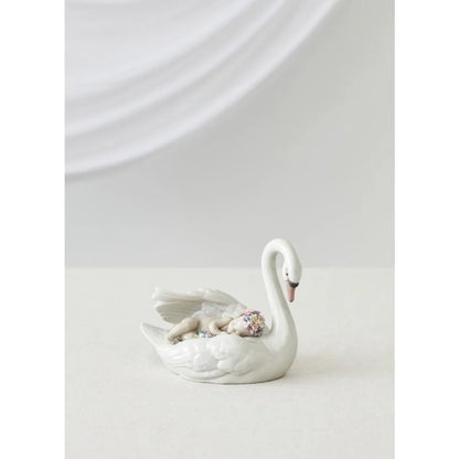 Drifting Through Dreamland Swan Figurine (Lladro Special Order)