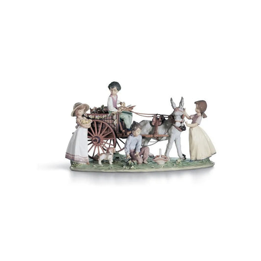 Enchanted Outing Children Sculpture (Limited Edition) (Lladro Special Order)