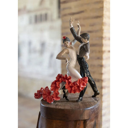 Flamenco Dancers Couple Figurine (Lladro Special Order)