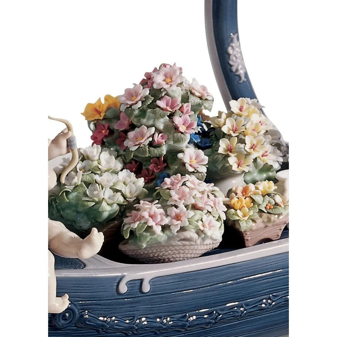 Gondola Of Love Goddess Sculpture (Limited Edition) (Lladro Special Order)