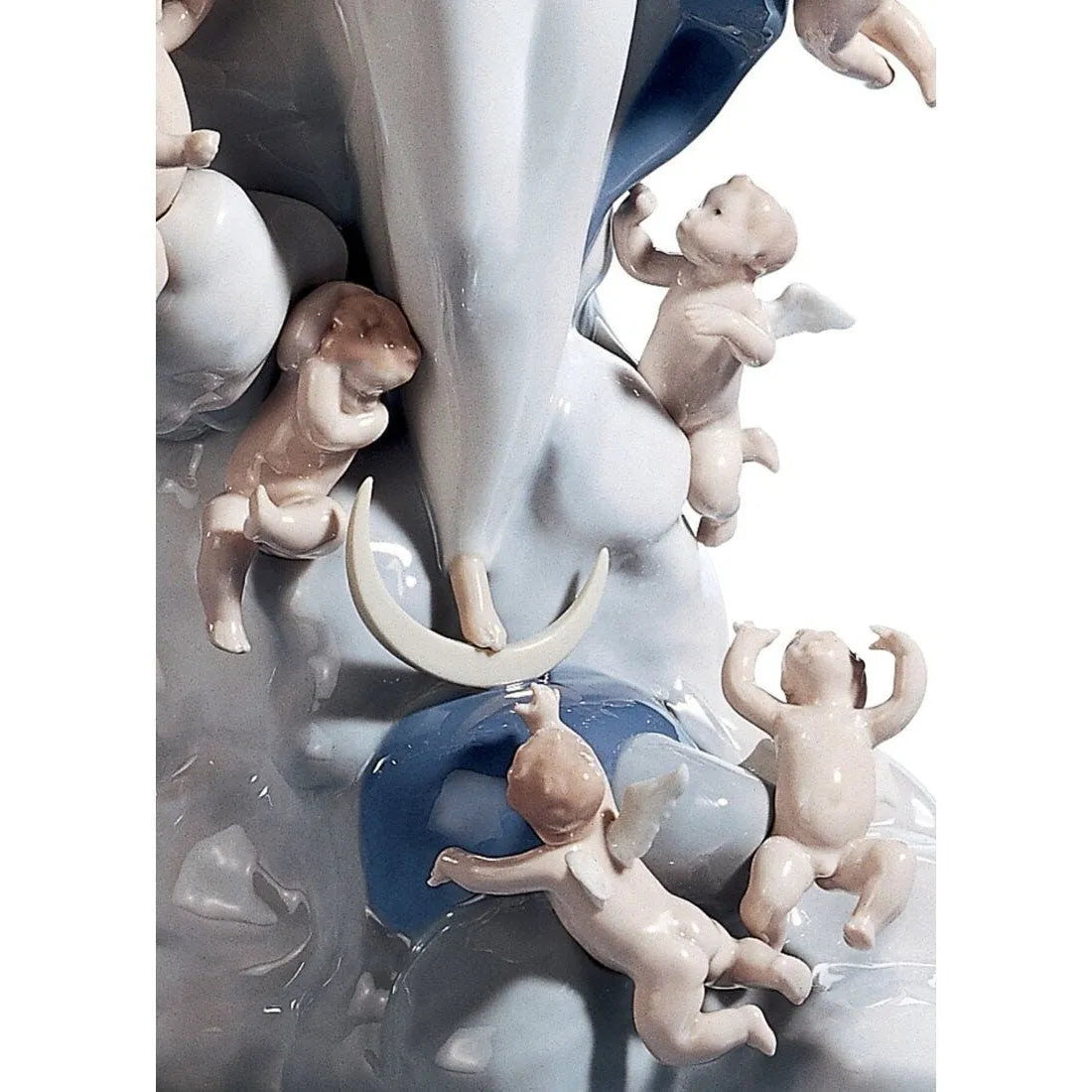 Immaculate Virgin Figurine. Limited Edition (Lladro Special Order)