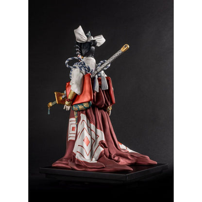 Japan-Kabuki Sculpture (Limited Edition) (Lladro Special Order)