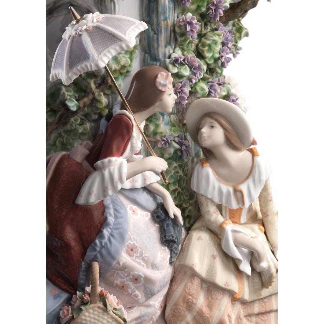 Ladies From Aranjuez Vase (Limited Edition) (Lladro Special Order)