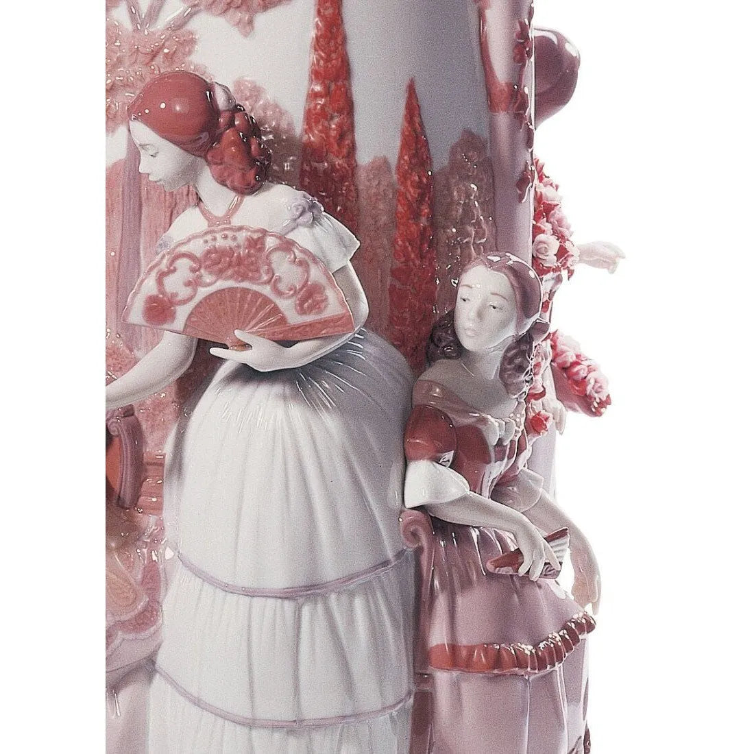 Ladies In The Garden Vase (Limited Edition) (Lladro Special Order)