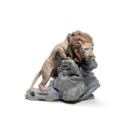 Lion Pouncing Figurine (Lladro Special Order)