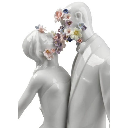 Love I Couple Figurine (Lladro Special Order)