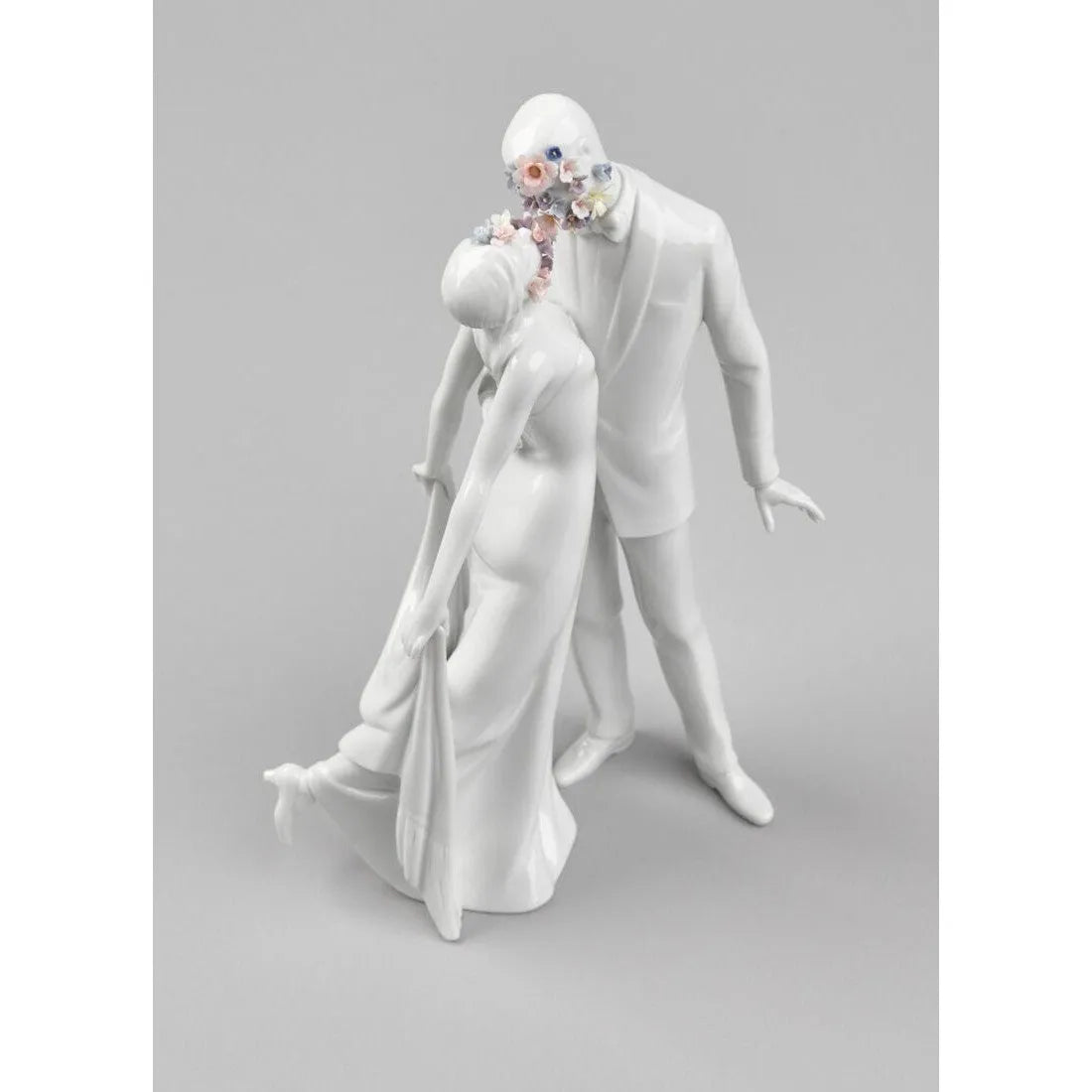 Love I Couple Figurine (Lladro Special Order)