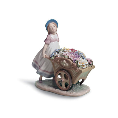 Love's Tender Tokens Girl Figurine (Lladro Special Order)