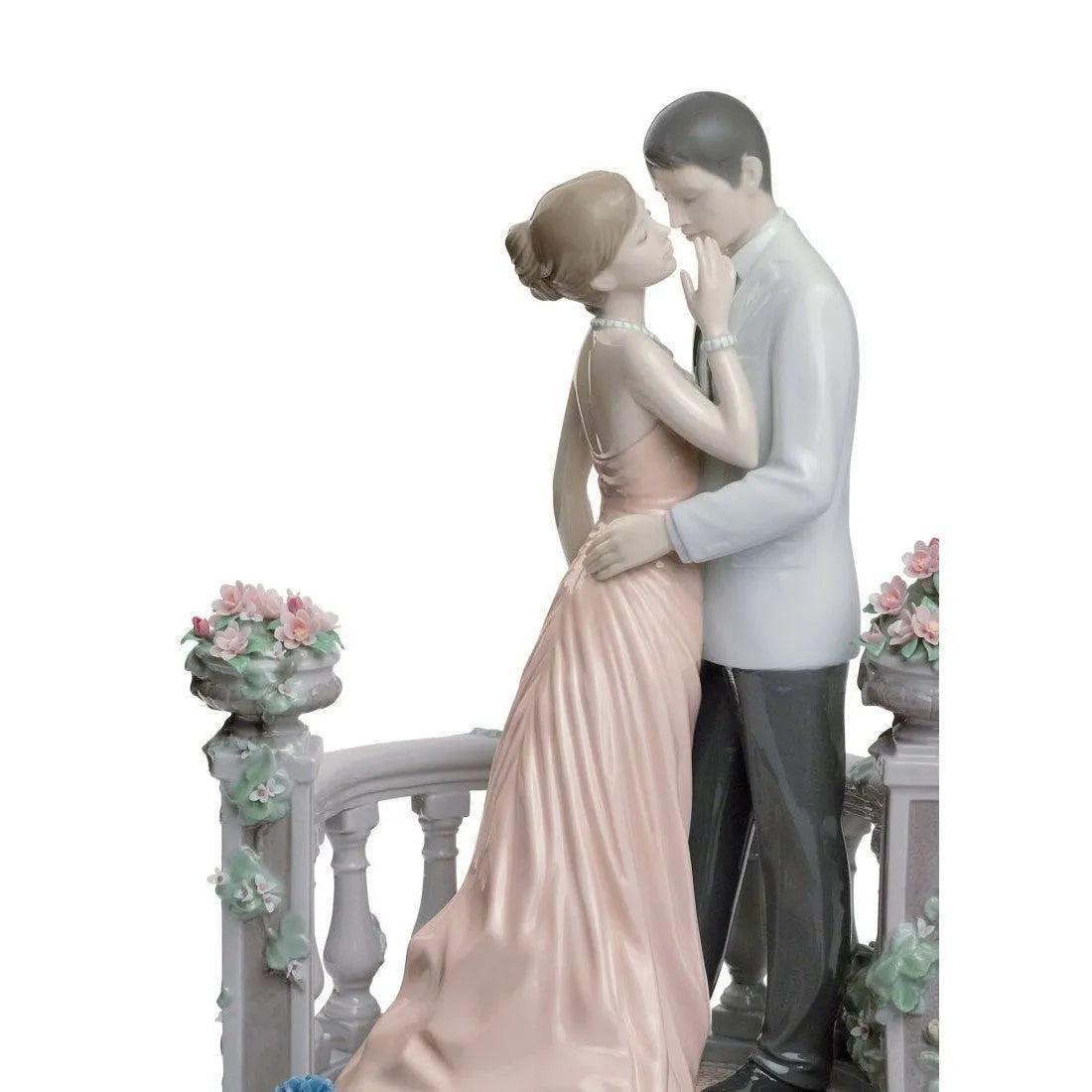 Moonlight Love Couple Figurine (Limited Edition) (Lladro Special Order)