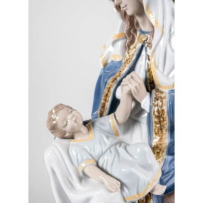 Our Lady Of Divine Providence Figurine (Lladro Special Order)