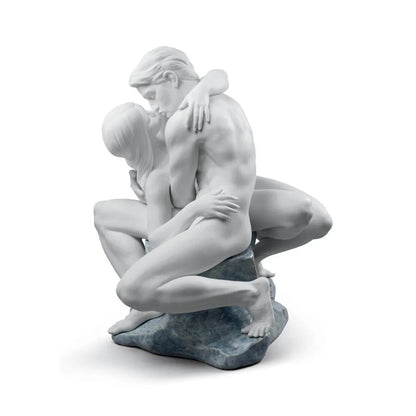 Passionate Kiss Couple Sculpture (Lladro Special Order)