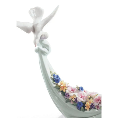 Petals Of Peace Doves Figurine (Lladro Special Order)