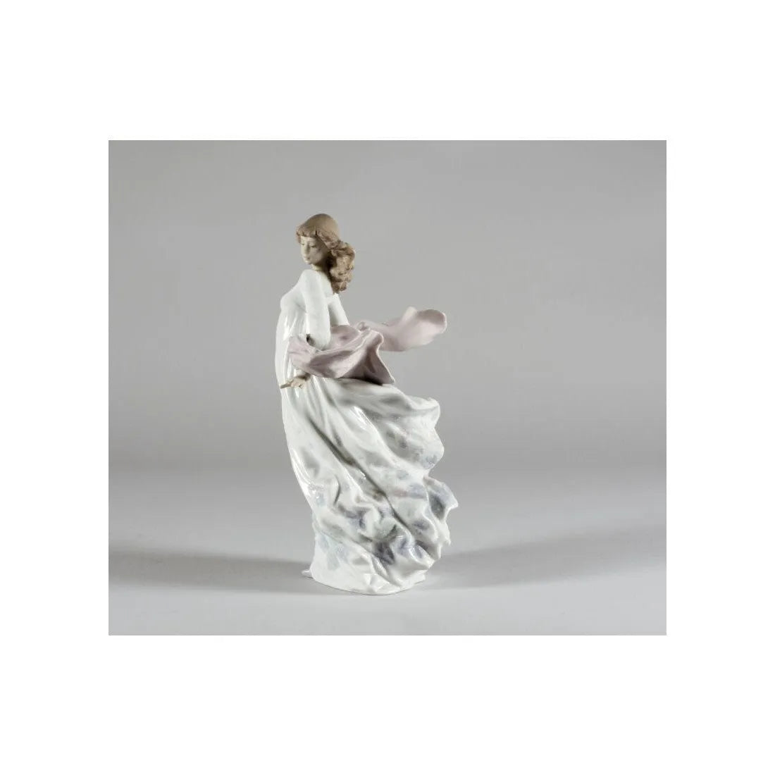 Spring Splendor Woman Figurine (Lladro Special Order)