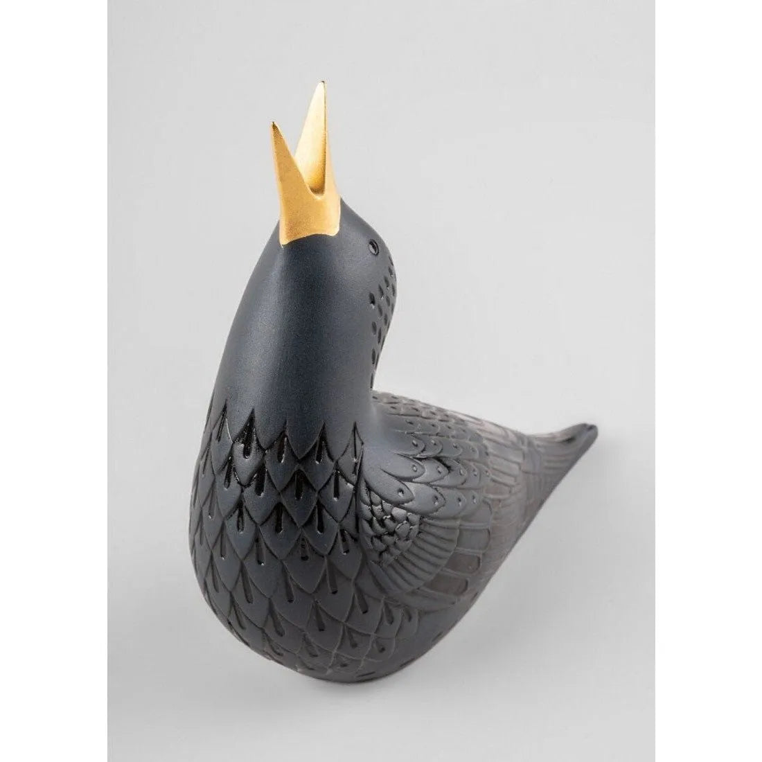 Starling I Figurine - Black (Lladro Special Order)