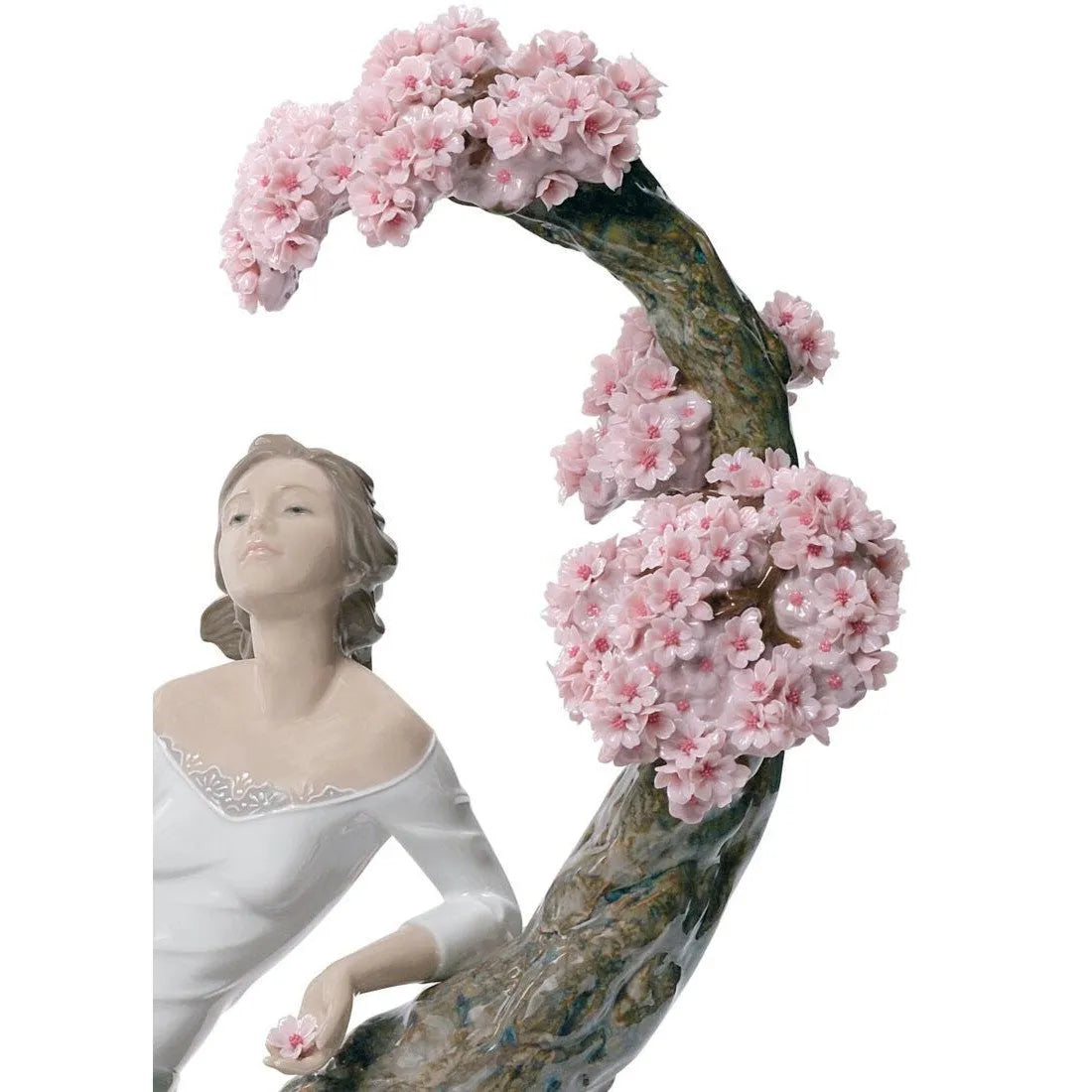 Sweet Scent Of Blossoms Woman Figurine (Limited Edition) (Lladro Special Order)