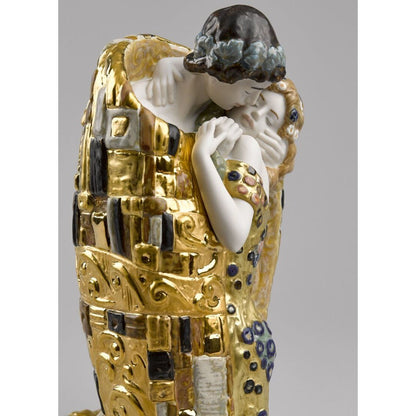 The Kiss Couple Sculpture - Golden Luster (Lladro Special Order)