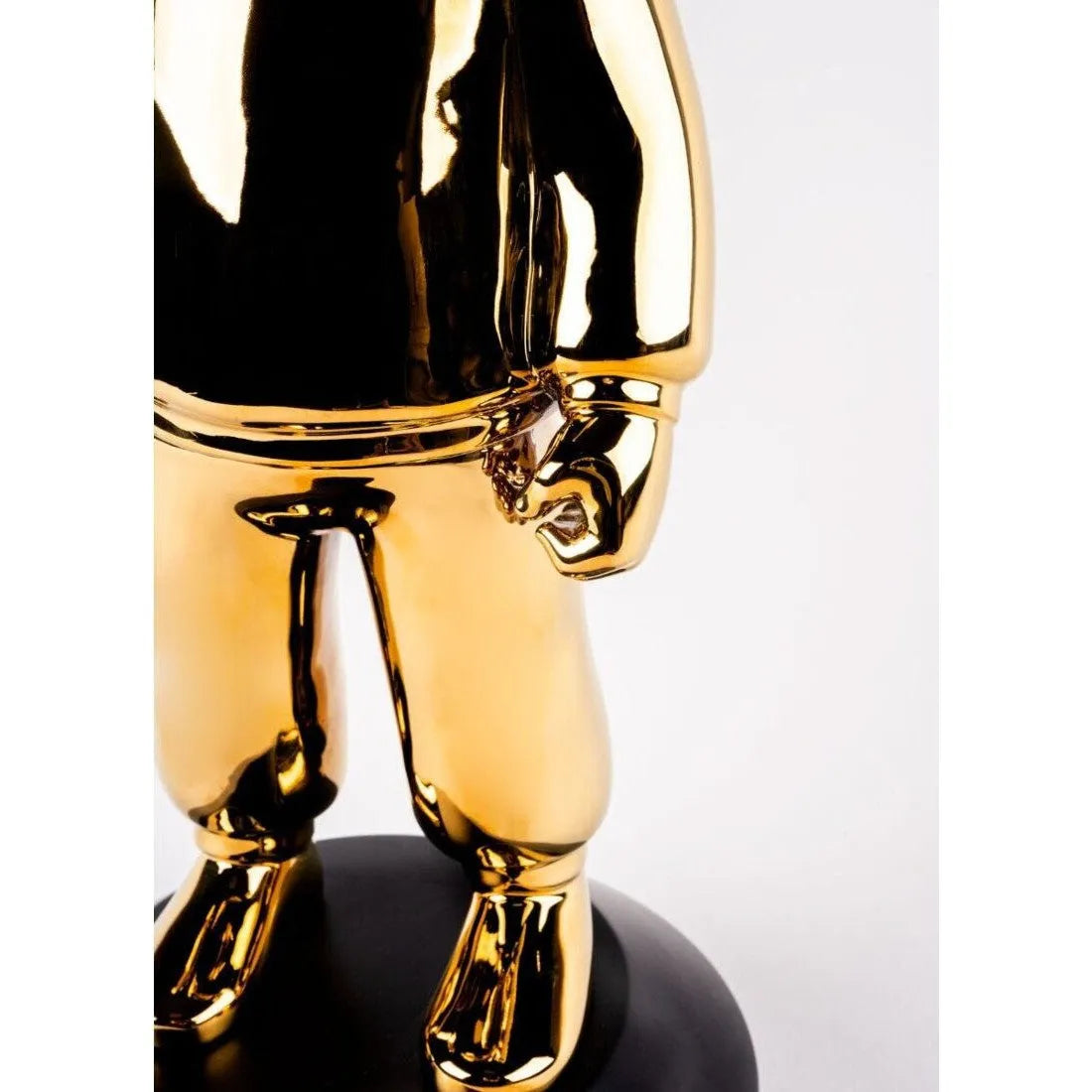 The Golden Guest-Big Sculpture (Lladro Special Order)