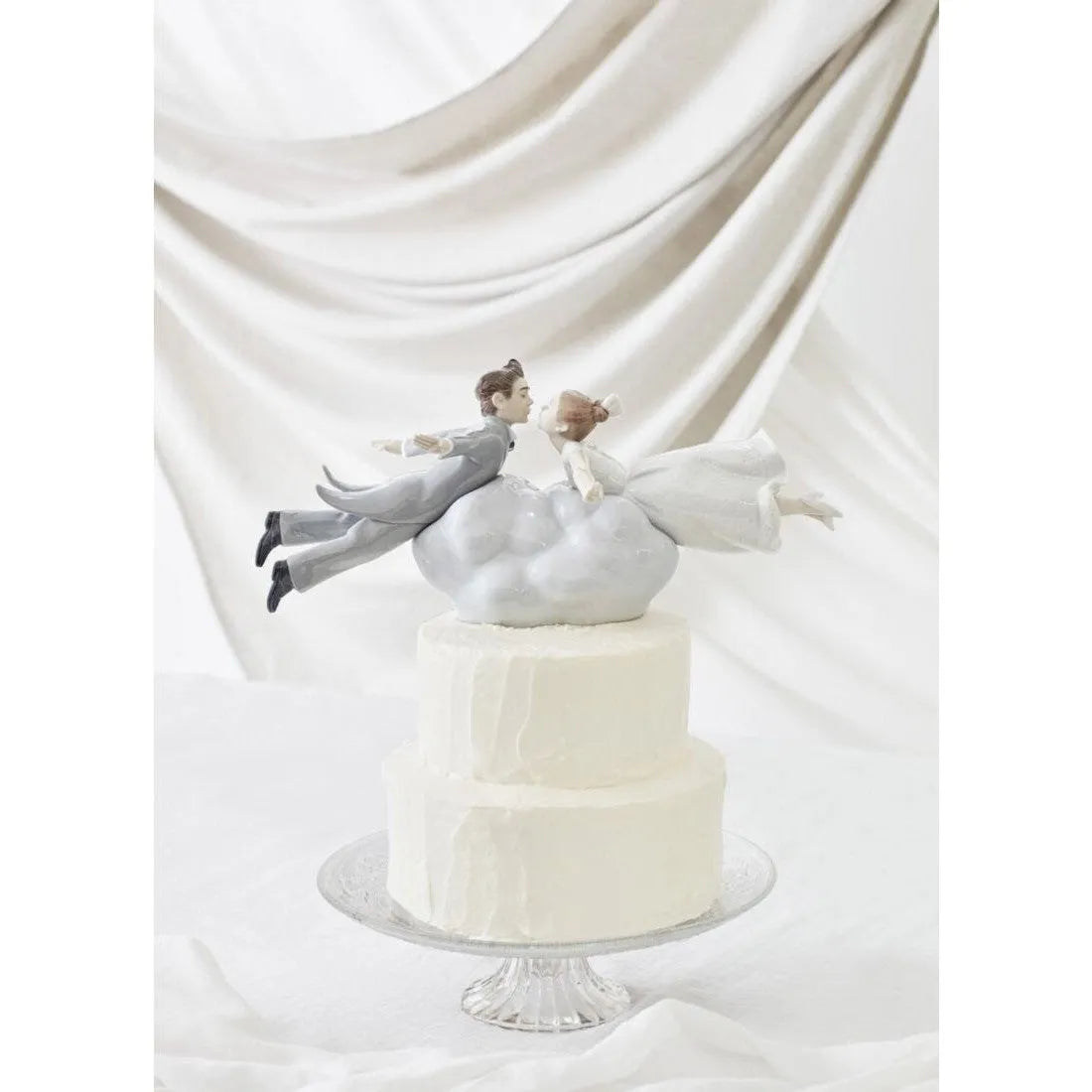 Wedding In The Air Couple Figurine (Lladro Special Order)